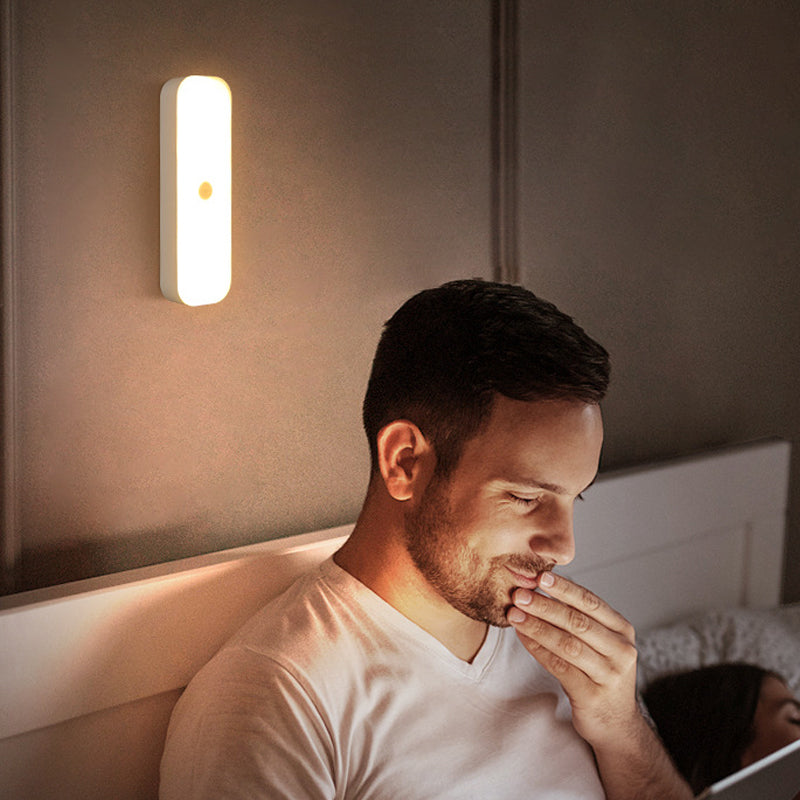 LED-Bewegungssensorleuchte mit Farbwechsel